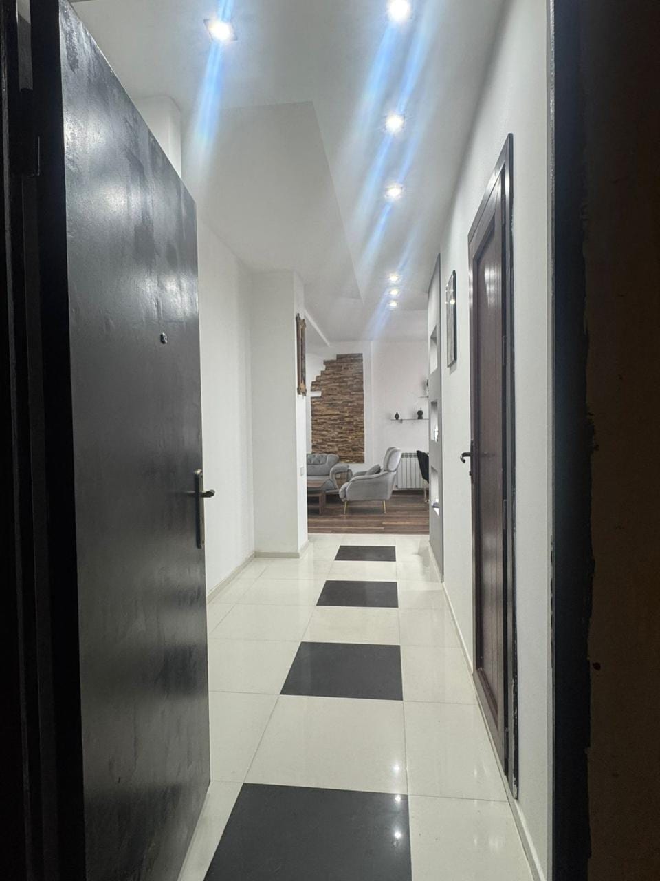 Улица Лермонтова — 3-комн. квартира 99 кв.м, 8 этаж, газ