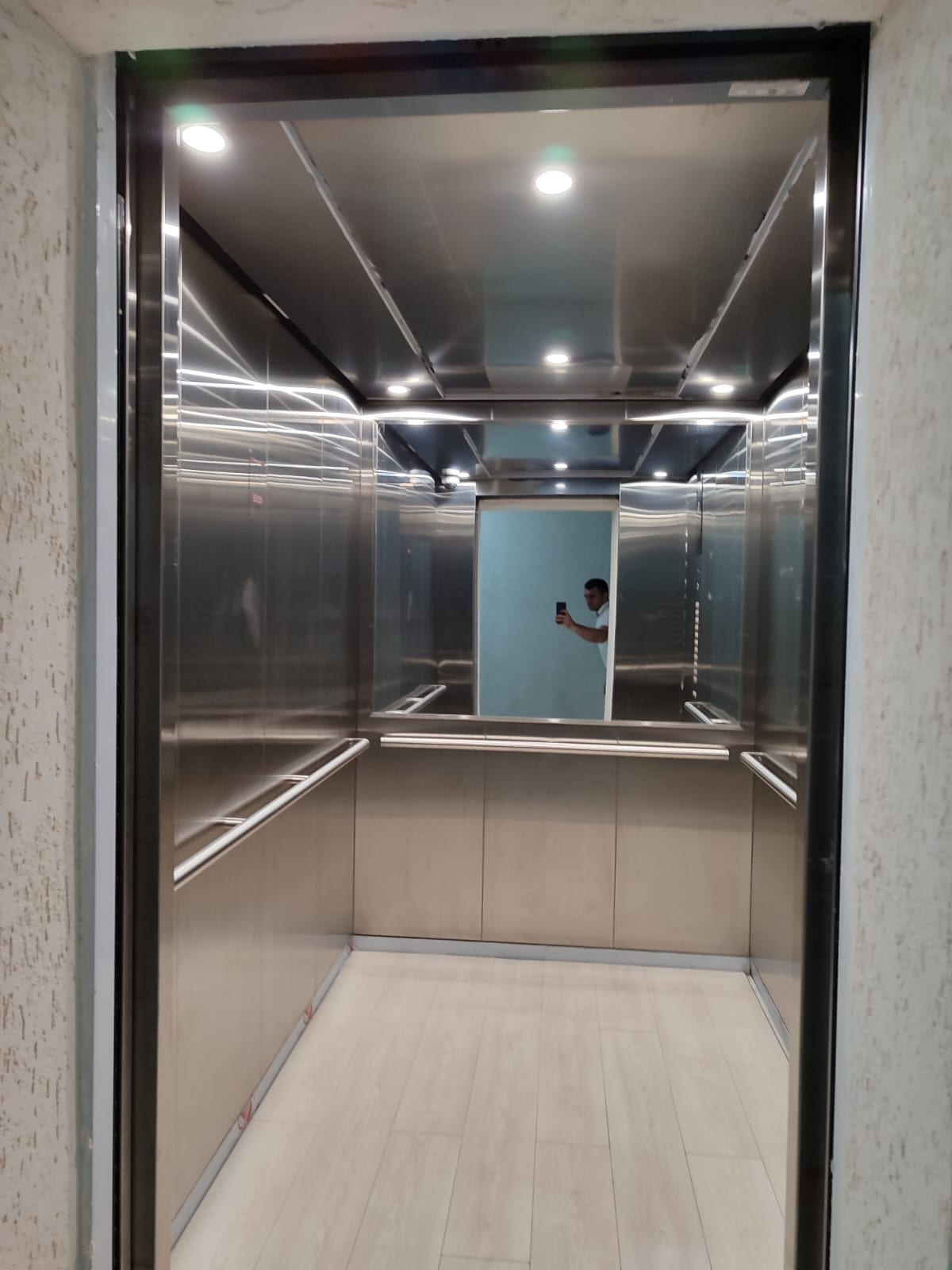 Ande Tower 2 — квартира 44 кв.м, 14 этаж, белый каркас
