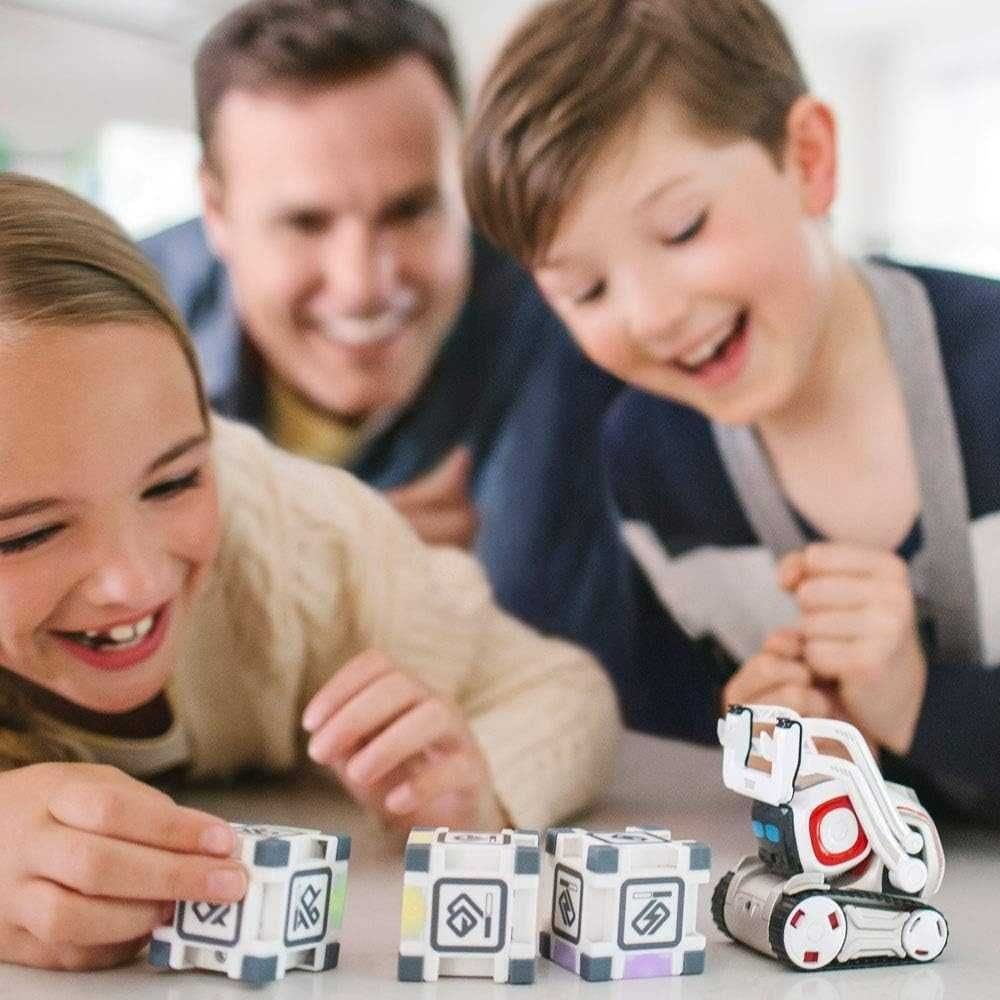 Cozmo Anki — интерактивный робот с ИИ для игр и обучения