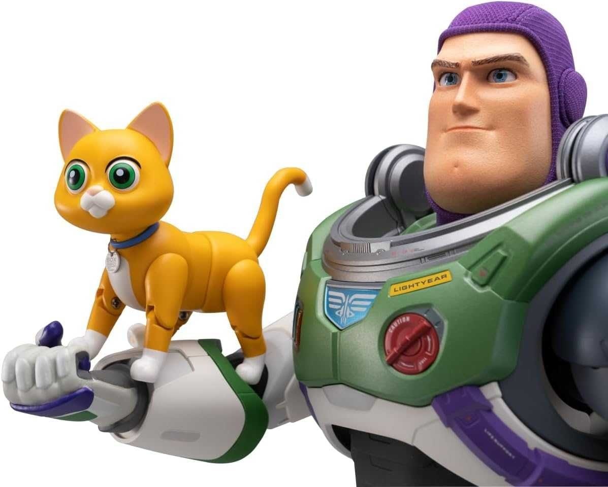 Robosen Buzz Lightyear — интерактивная фигурка с голосом и светом