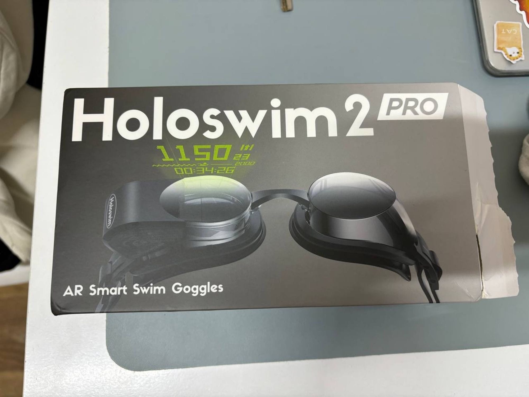 Holoswim 2 Pro — умные очки для плавания с AR-дисплеем